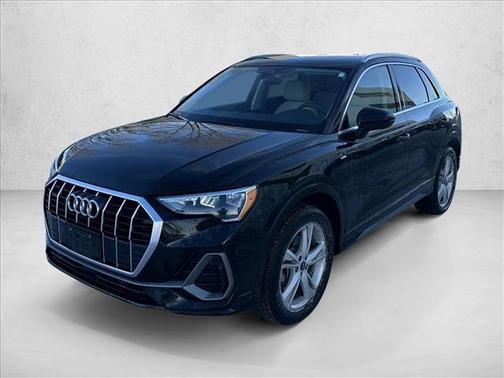 2022 Audi Q3 45 S line Premium