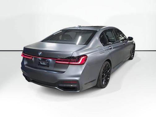 Frozen Bluestone Metallic 2022 BMW 750 i xDrive