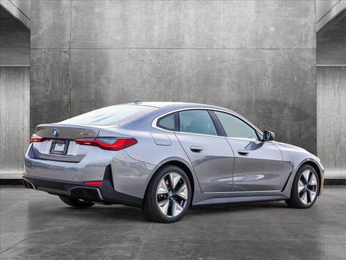 2025 BMW i4 Gran Coupe xDrive40