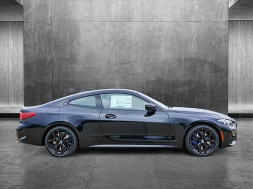 2025 BMW M440 i xDrive