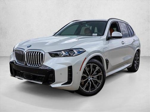 Mineral White Metallic 2026 BMW X5 PHEV xDrive50e