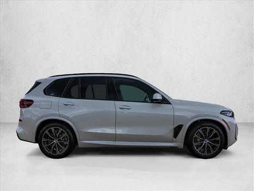 Mineral White Metallic 2026 BMW X5 PHEV xDrive50e