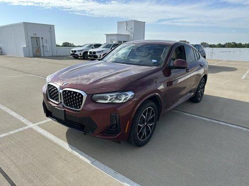 2025 BMW X4 xDrive30i
