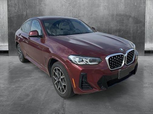 2025 BMW X4 xDrive30i