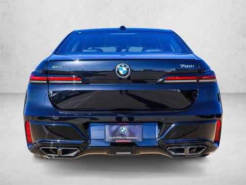 Black Sapphire Metallic 2026 BMW 760 xDrive