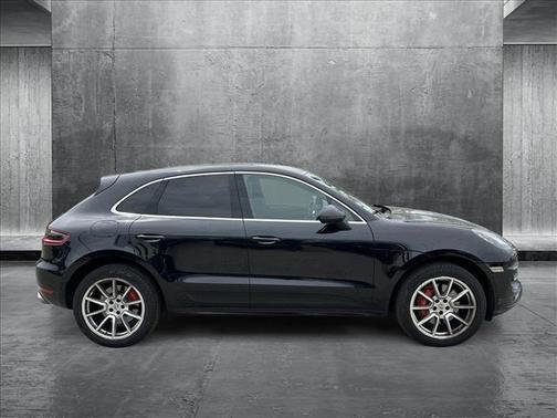 2018 Porsche Macan Turbo