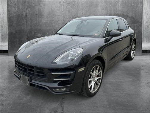 2018 Porsche Macan Turbo