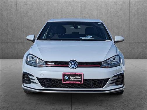 Photo 2 of 24 of 2018 Volkswagen Golf GTI 2.0T S 4-Door