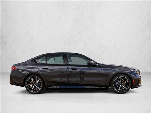 Dark Graphite Metallic 2027 BMW 550e 550e xDrive