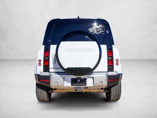 2024 Land Rover Defender 110 P300