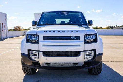 2024 Land Rover Defender 110 P300