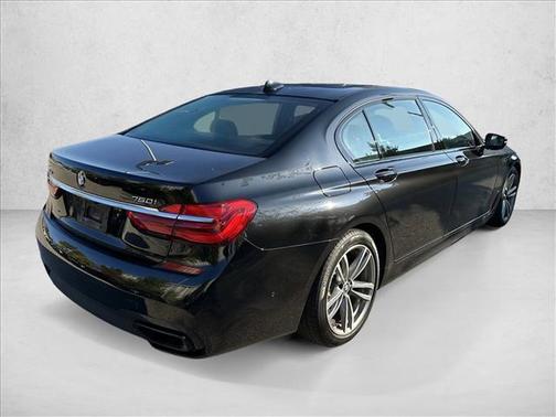 2018 BMW 750 i xDrive
