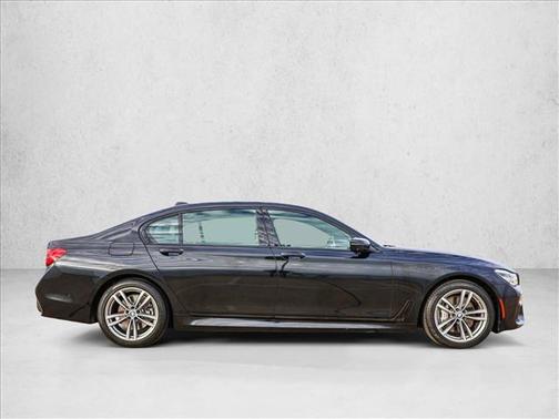 2018 BMW 750 i xDrive