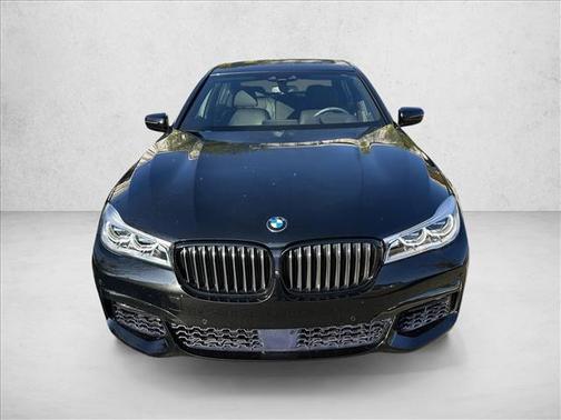 2018 BMW 750 i xDrive