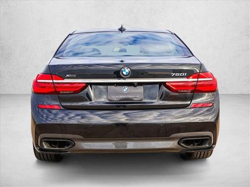 2018 BMW 750 i xDrive