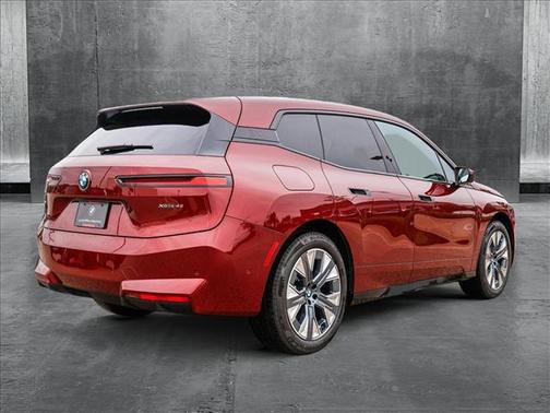 2026 BMW iX xDrive45