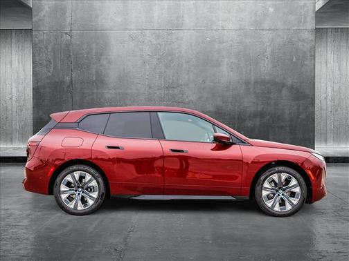 2026 BMW iX xDrive45