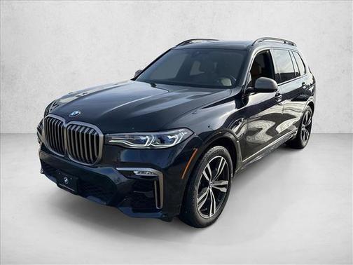 2022 BMW X7 M50i