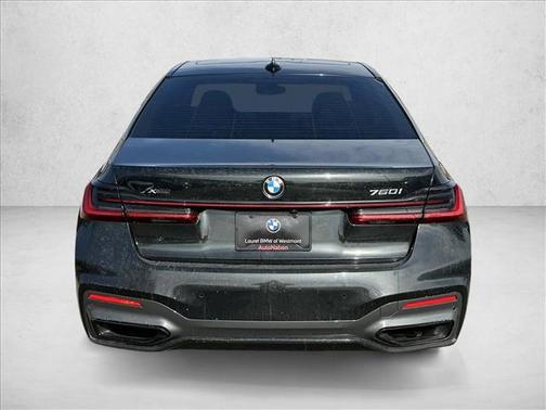 2022 BMW 750 i xDrive