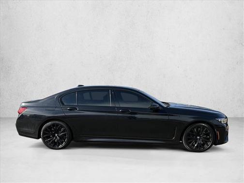 2022 BMW 750 i xDrive