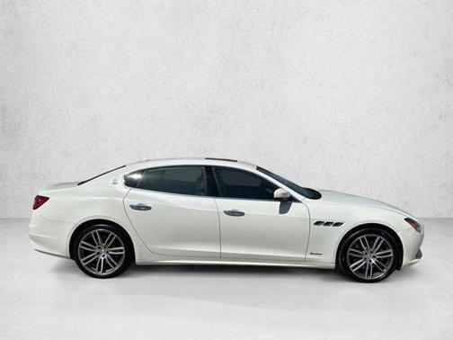 Bianco 2018 Maserati Quattroporte S Q4 GranLusso