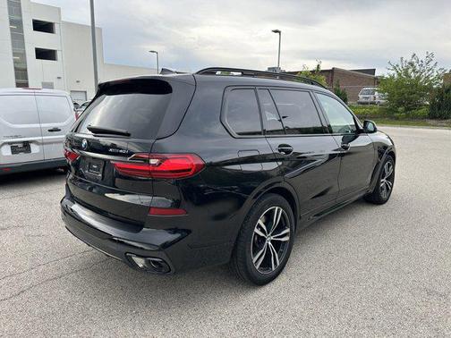 2022 BMW X7 xDrive40i
