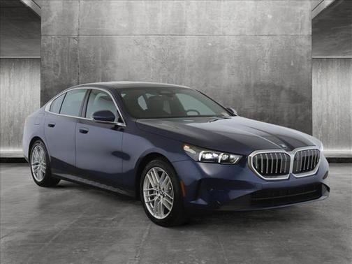 2024 BMW 530 i xDrive