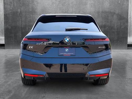 2026 BMW iX xDrive45