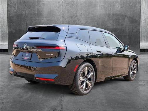 2026 BMW iX xDrive45