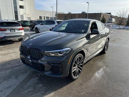 2022 BMW X6 M50i