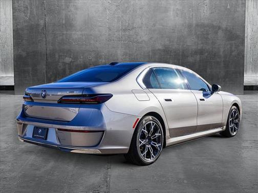 2025 BMW i7 xDrive60