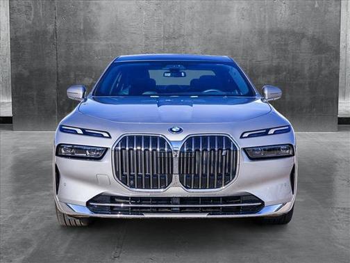 2025 BMW i7 xDrive60