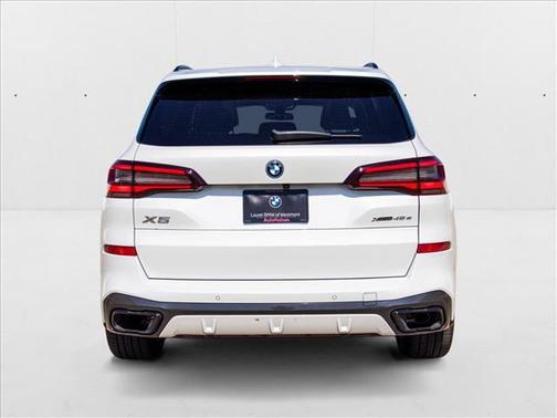 2022 BMW X5 PHEV xDrive45e