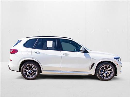 2022 BMW X5 PHEV xDrive45e