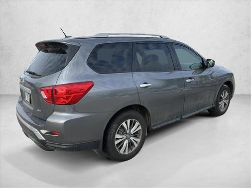 2018 Nissan Pathfinder S