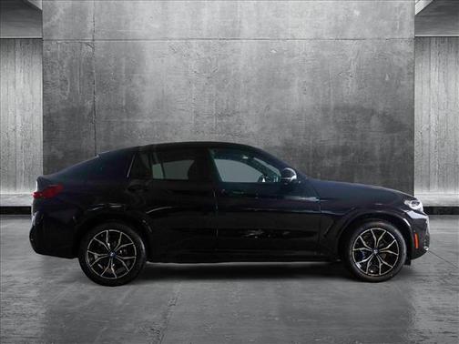 2025 BMW X4 M40i