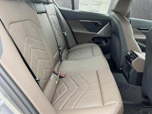 2024 BMW 530 i xDrive