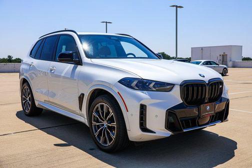Mineral White Metallic 2024 BMW X5 M60i