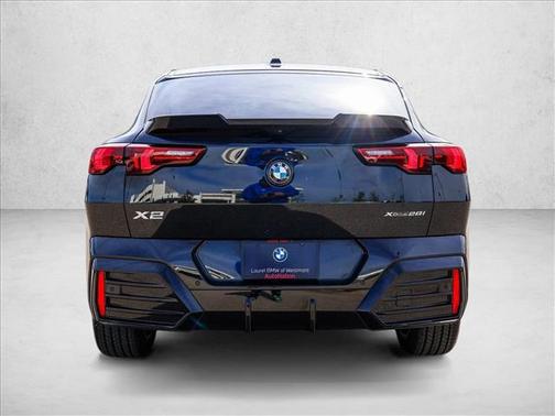 Black Sapphire Metallic 2025 BMW X2 xDrive28i