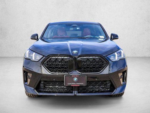 Black Sapphire Metallic 2025 BMW X2 xDrive28i