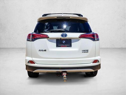 Blizzard Pearl 2018 Toyota RAV4 Hybrid Limited