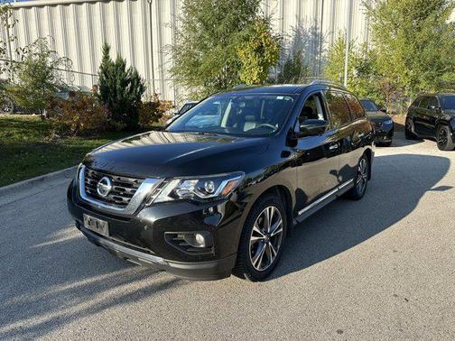 2017 Nissan Pathfinder Platinum