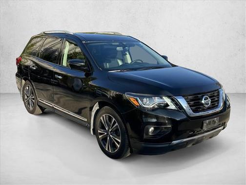 2017 Nissan Pathfinder Platinum