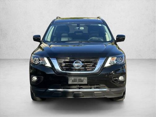 2017 Nissan Pathfinder Platinum