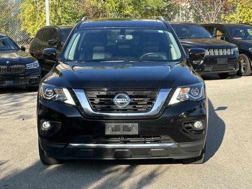 2017 Nissan Pathfinder Platinum