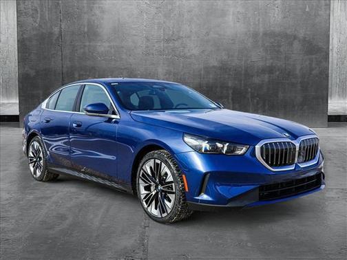2025 BMW 530 i xDrive