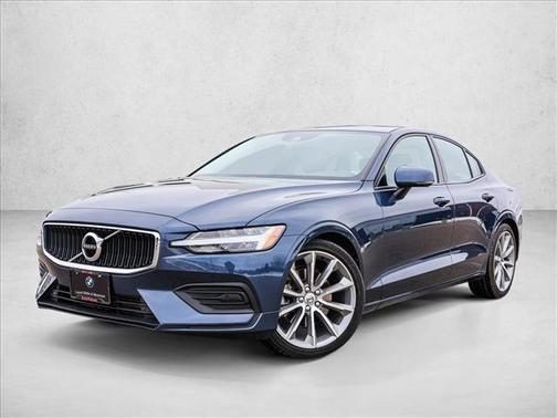2020 Volvo S60 T5 Momentum