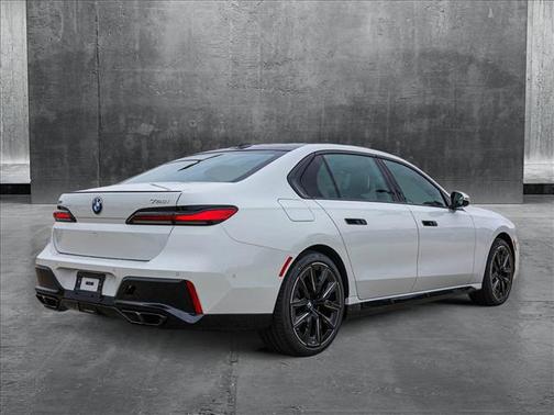 2025 BMW 760 i xDrive