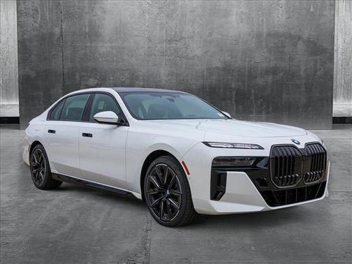 2025 BMW 760 i xDrive