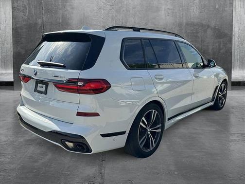 2022 BMW X7 xDrive40i